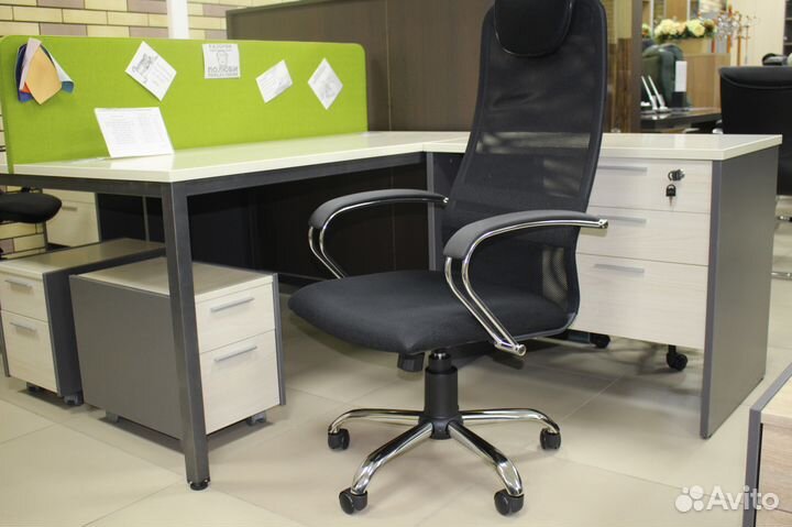 Офисное кресло Alvest AV 142 CH