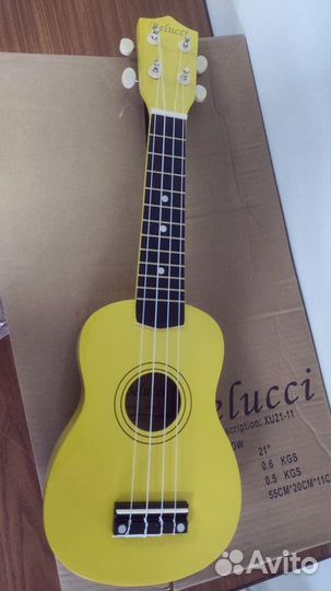 Укулеле гавайская гитара