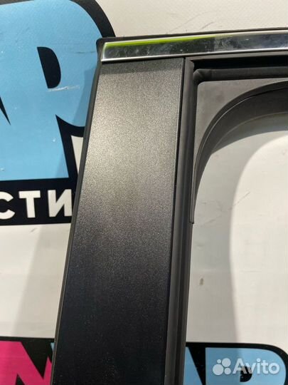 Накладка двери задней левой Buick Encore GX 2023