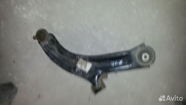 Ниссан микра К 12 - К 11 рычаг