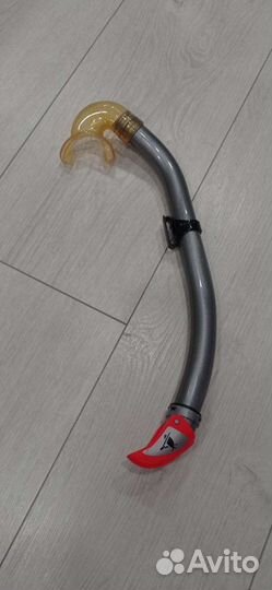 Трубка для подводного плавания