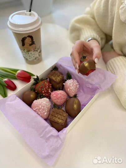 Небольшие наборы с клубникой в шоколаде