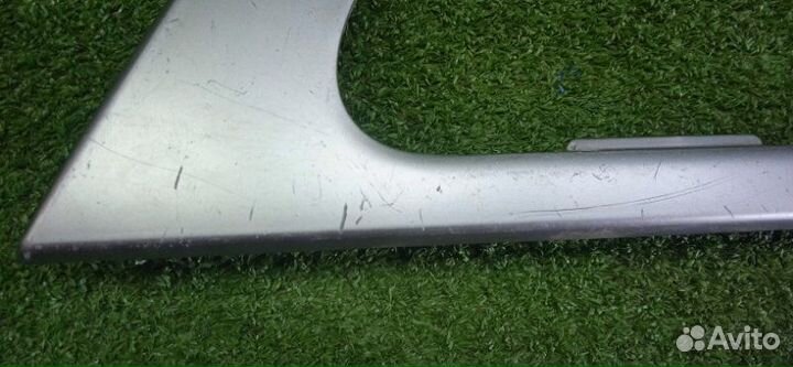 Накладка декоративная Toyota Land Cruiser 200