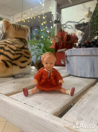 Старинная куколка