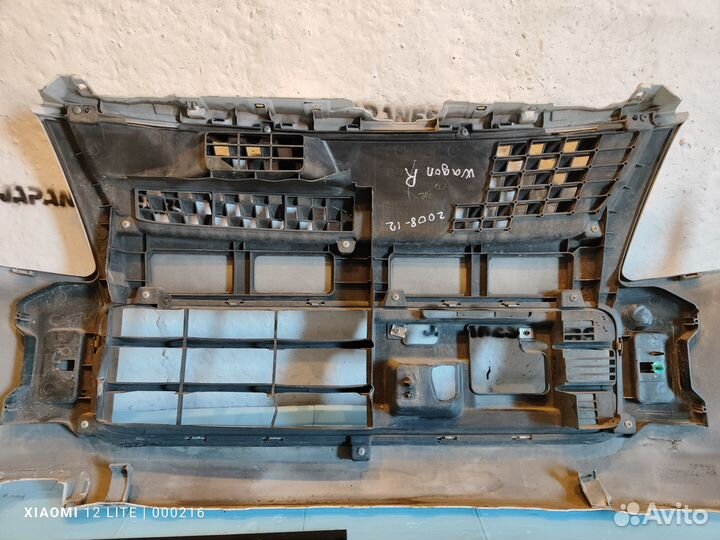 Бампер передний Suzuki Wagon R