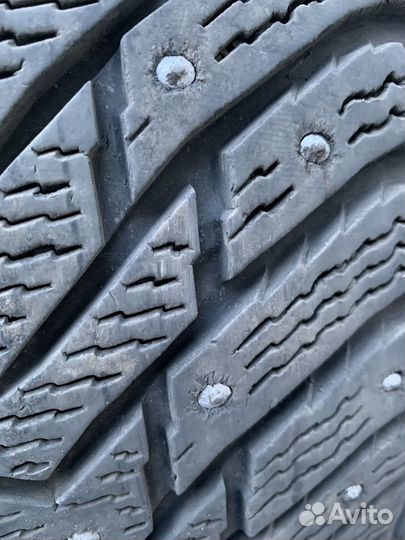 Nokian Tyres Hakkapeliitta 8 235/50 R17 100T