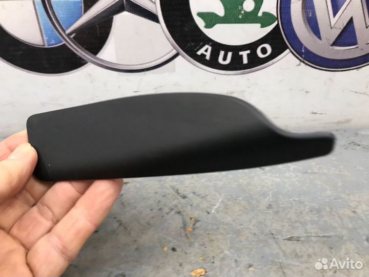 Накладка декоративная передняя левая Audi Q3 8U 1