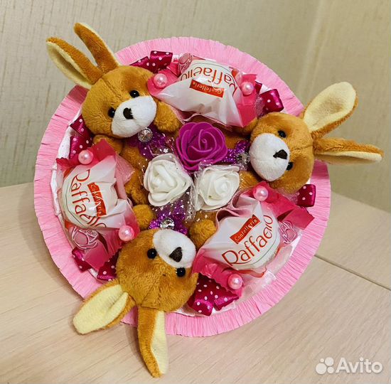 Букет из Игрушек и рафаэлло