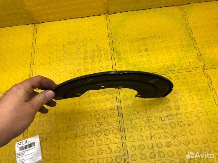 Кожух тормозного диска передний левый Renault