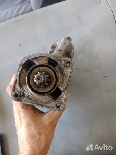 Стартер Audi 80 B2