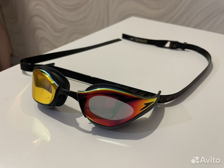 Очки для плавания speedo