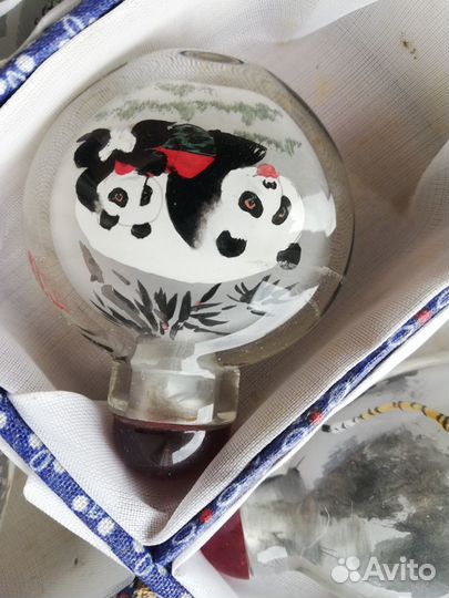 Роспись по стеклу изнутри сосуда, Гао Донгшенг