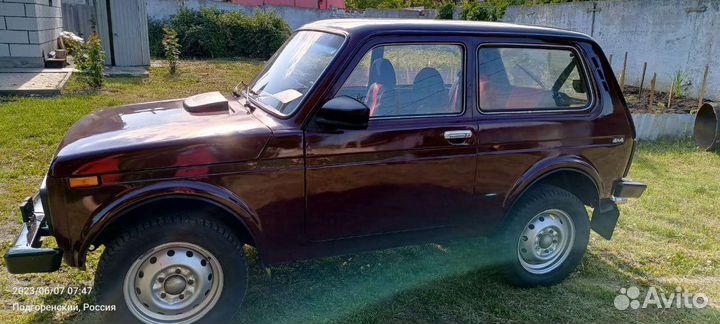 LADA 4x4 (Нива) 1.7 МТ, 2011, 175 000 км