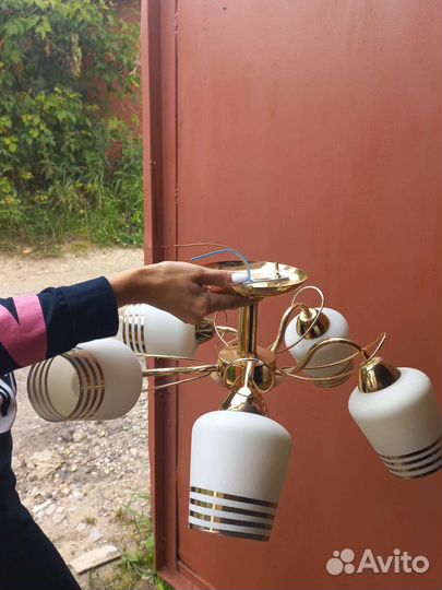 Светильник потолочный