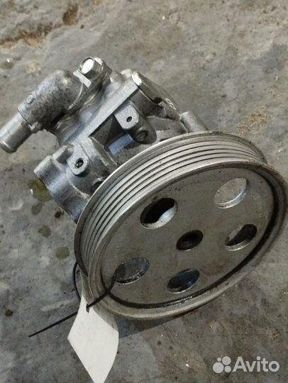 Насос гидроусилителя руля Audi A4 8K CDN 2008-2012