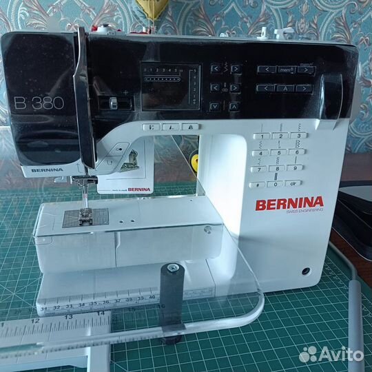 Швейная машина Bernina B380