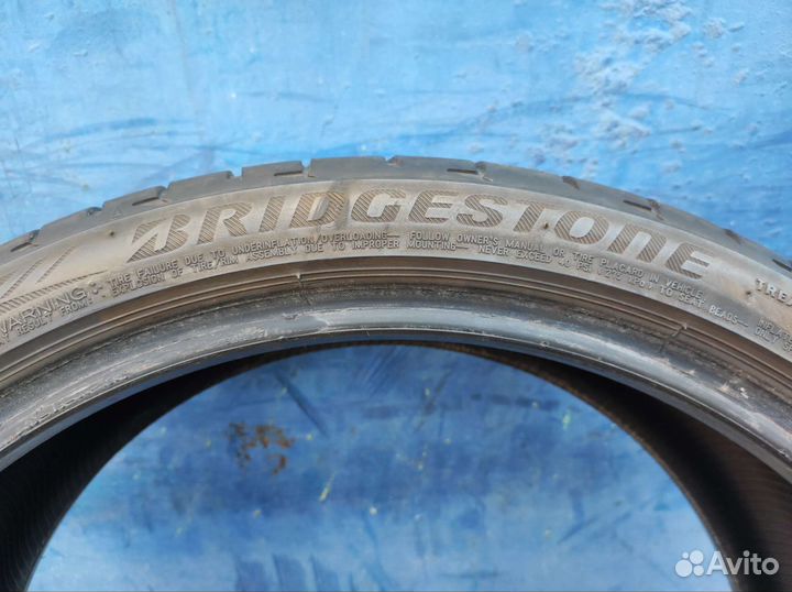 Bridgestone Potenza S001 225/35 R19