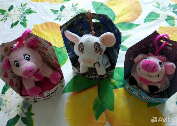 Сувенирная игрушка