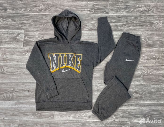 Спортивный костюм nike утепленный