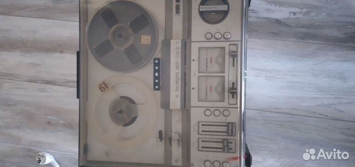 Катушечный магнитофон