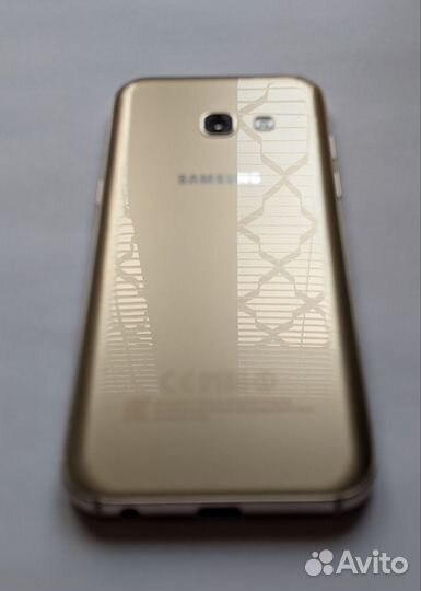 Samsung Galaxy A3 (2017) SM-A320F/DS, 2/16 ГБ