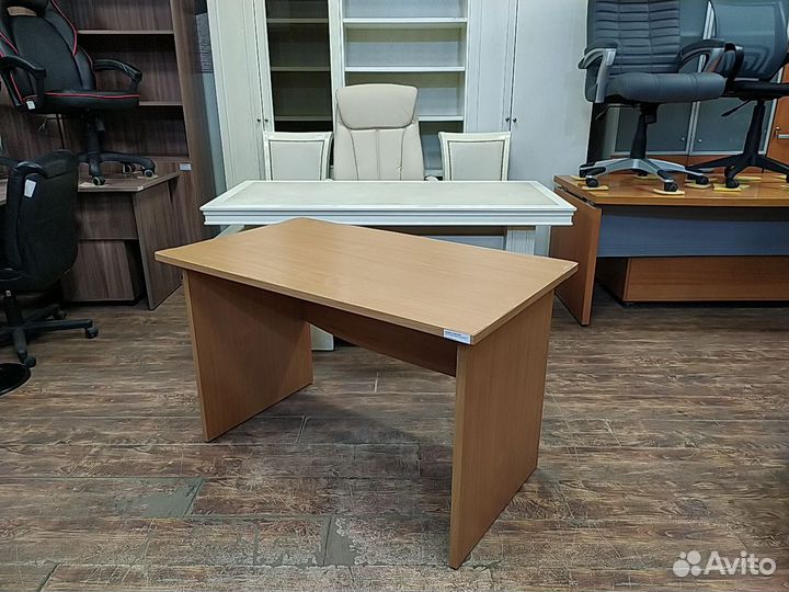 Стол письменный б/у 120х70х75 25мм 03408У-ббв