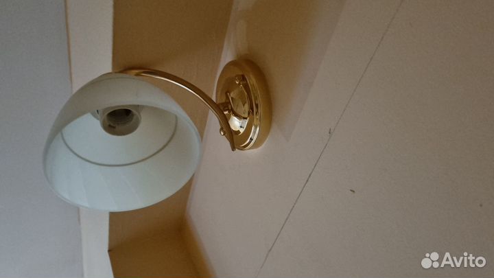 Настенный светильник бра