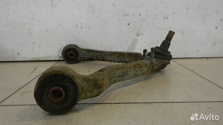 Рычаг передний правый верхний