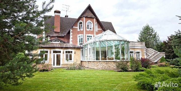 Окно в коттедж