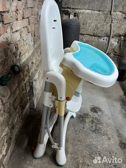 Детский стульчик для кормления