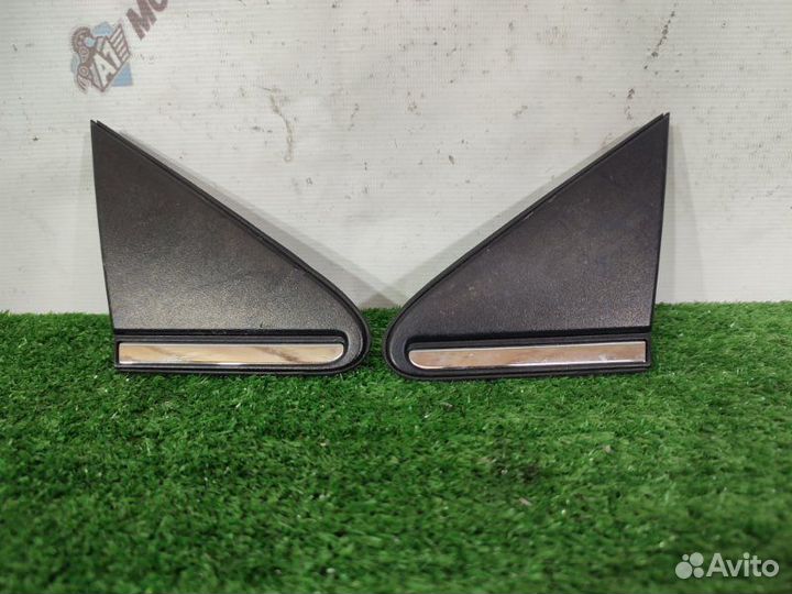 Уголок Toyota Avensis AZT255 1azfse 2006