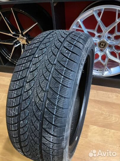 Triangle WinterX TW401 215/60 R17 100V