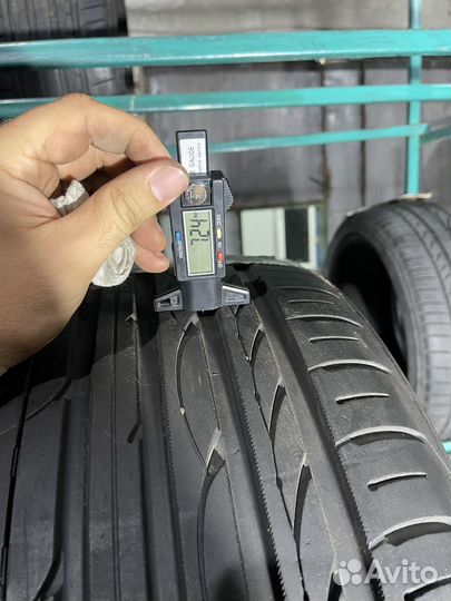 Yokohama Advan Sport V103A 255/30 R20 92Y