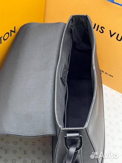 Сумка Louis Vuitton натуральная кожа