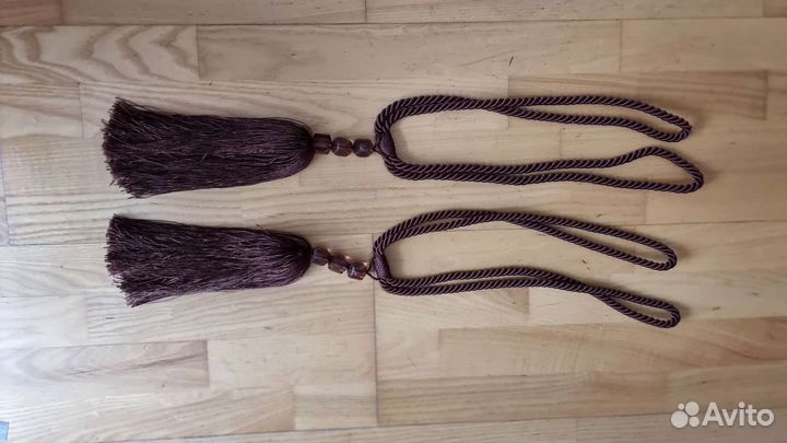 Подхваты для штор с кисточками коричневые