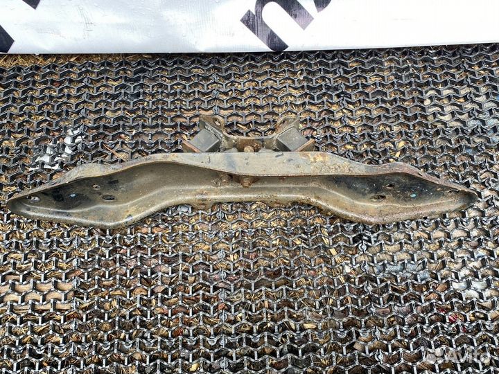 Кронштейн АКПП Легаси 4 Subaru Legacy