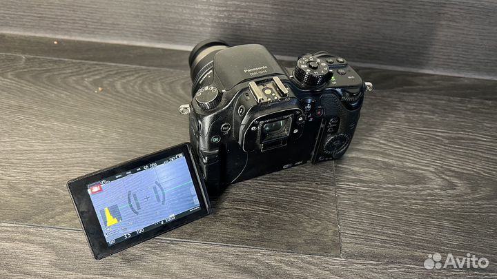 Panasonic Lumix GH4 2 объектива