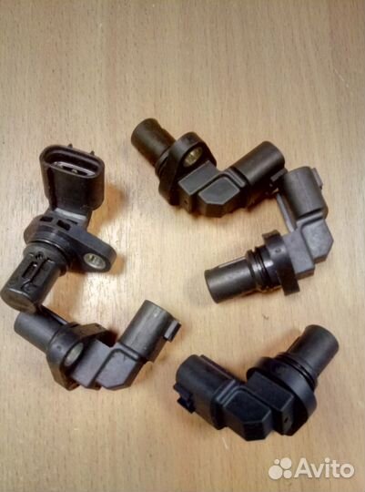 Датчик положения коленвала Suzuki Grand Vitara