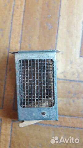 Цена за 2 шт. Клетка для пчелиной матки