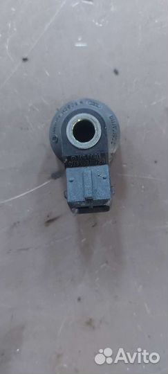 Датчик детонации на Mercedes m119