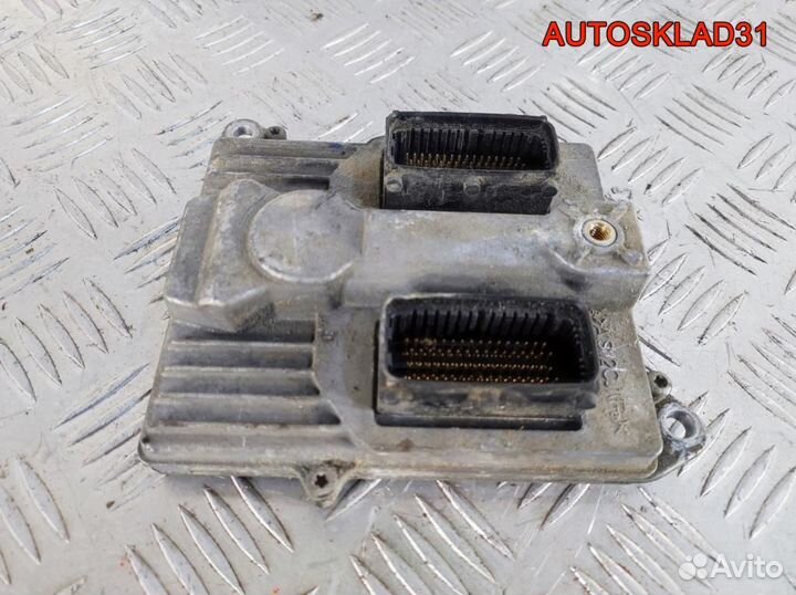 Блок эбу Opel Vectra C 2,2 55558714 Бензин