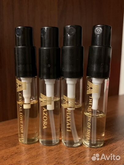 Attar collection Azora, Hayati