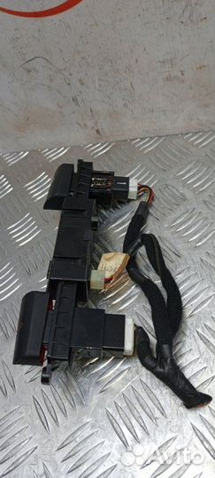 Блок кнопок Kia Sportage 2 SUV 2.0 G4GC 2007