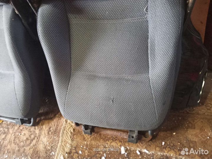 Сидения ваз 2113 купе, комплект