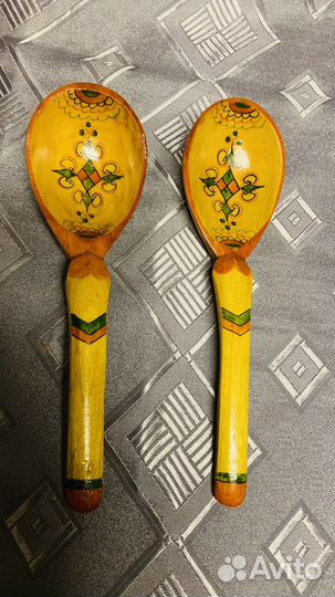 Деревянная расписная ложка