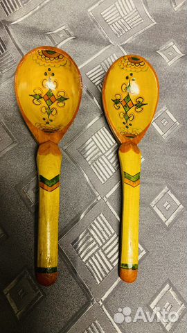 Деревянная расписная ложка