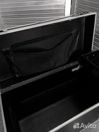 Кейс чемодан визажиста парикмахера грумера