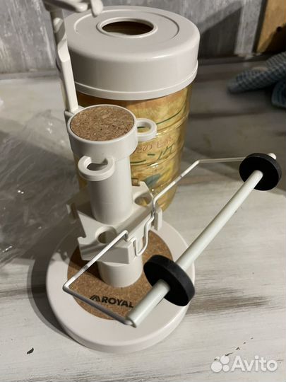 Держатель для пряжи