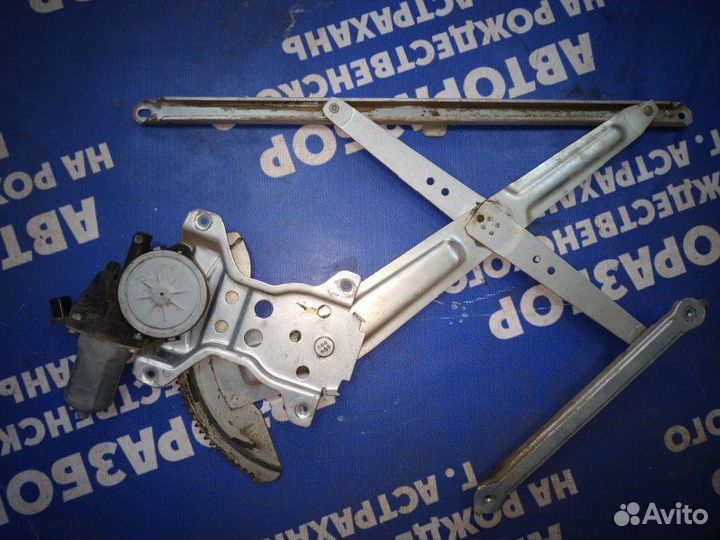 Передний левый стеклоподъемник Suzuki Sx4 хэтчбек