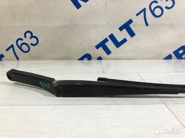 Поводок дворника левый skoda yeti 1.2 DSG